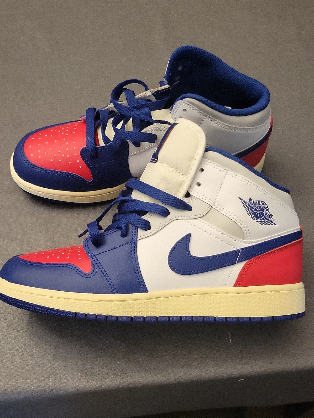Jordan Kids High-Top Sneakers in Blue/Red/White